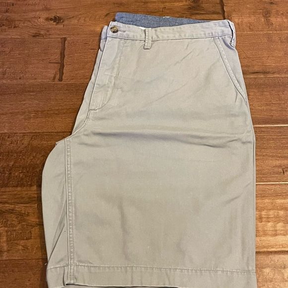 Polo Ralph Lauren Other - Polo Ralph Lauren Shorts - Relaxed Fit - Size 40 - gray